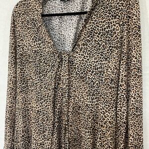 LEOPARD PRINT, LONG SLEEVE DRESS, MEDIUM
FLAIR SLEEVES, A+++